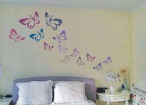 szablony motyle malowane na ścianie