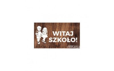 Napis „Witaj Szkoło” – przywitaj nowy rok szkolny z dekoracjami od Akatja.pl