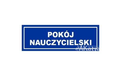 Tabliczki informacyjne do szkoły – przegląd produktów, w które warto wyposażyć placówkę
